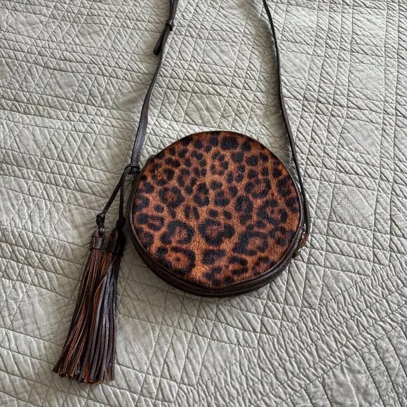 Patricia Nash, Leopard Print, Scafati Canteen Crossbody Bag - Picture 1 of 5